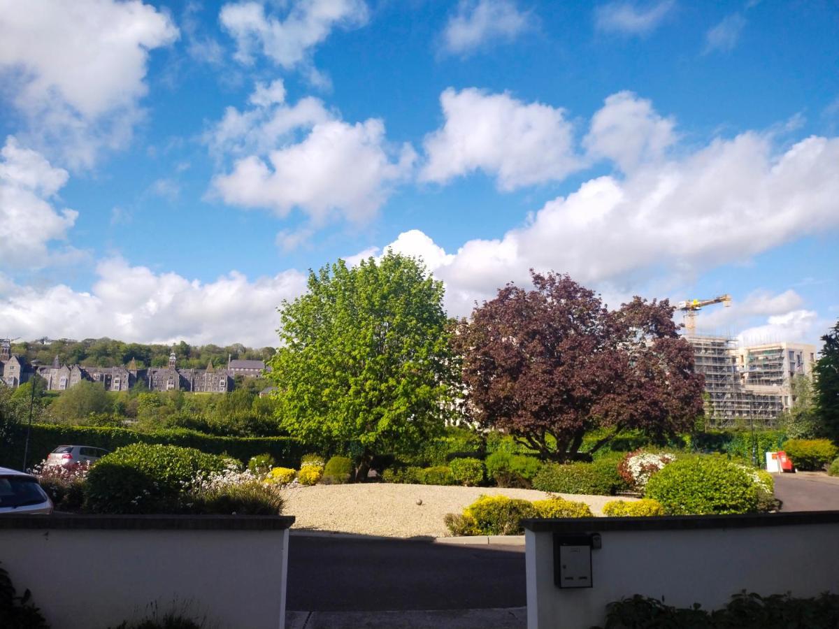 Crescent Apartments Cork Exterior photo